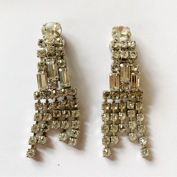 Vintage Rhinestone Earrings 1960 Kramer. - Picture 3 of 9